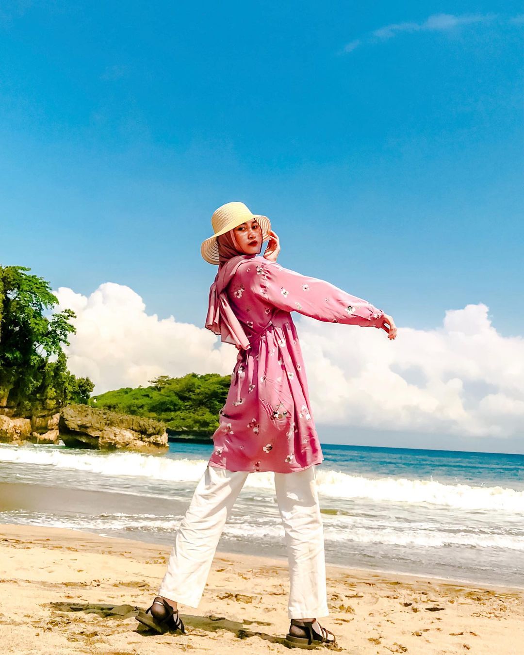 Foto Keindahan Pantai Ungapan Foto Keindahan Pantai Ungapan